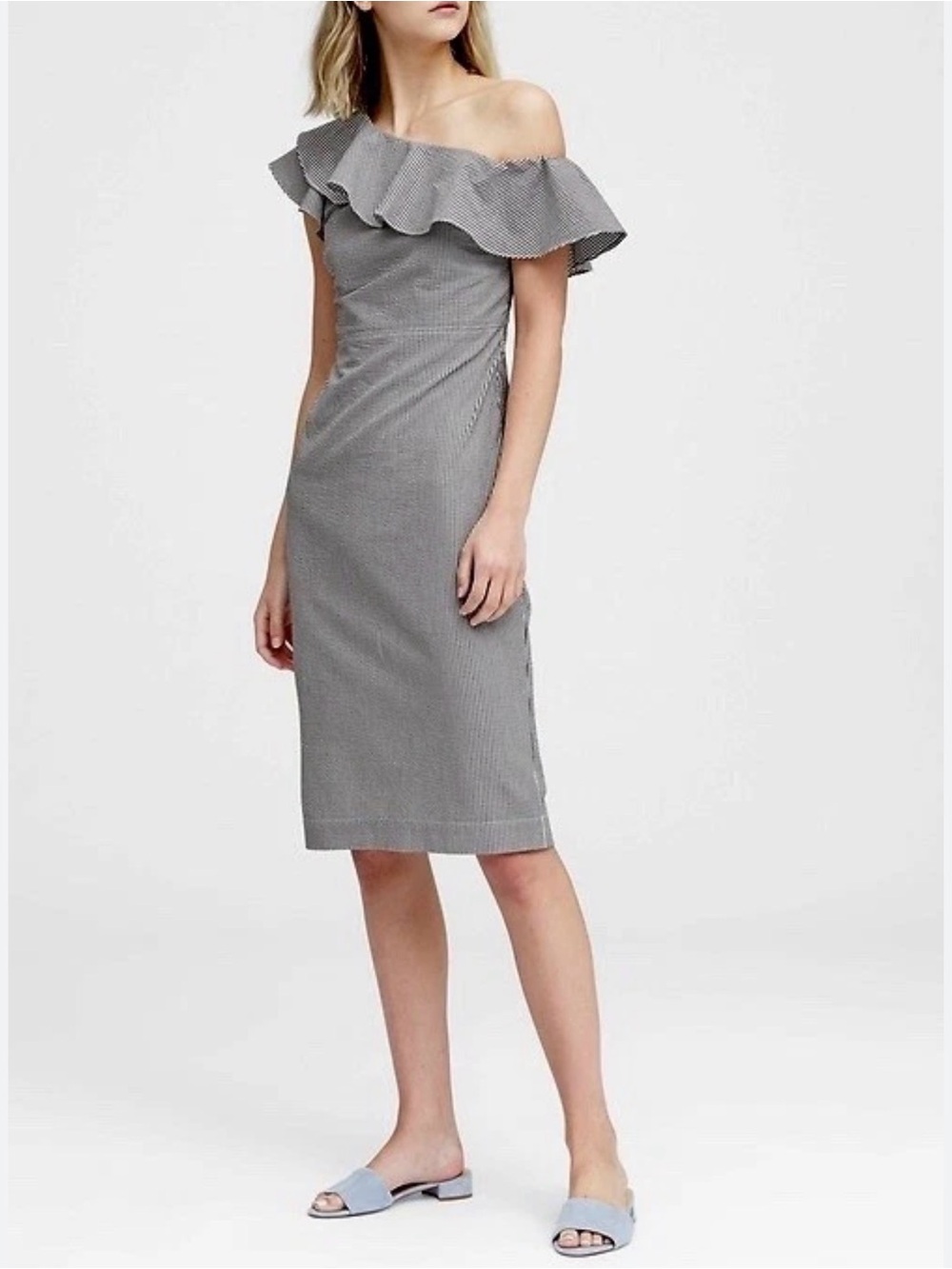 Banana Republic Seersucker One Shoulder Ruffle Midi Dress Gray White Stripe Sz 6